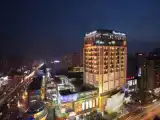 Трёхместный семейный номер Deluxe