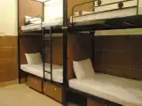 Кровать в общем номере