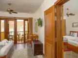 Семейный номер Стандарт с балконом