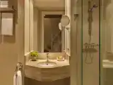 Четырёхместный люкс с 2 комнатами