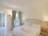 Полулюкс с балконом