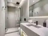 Апартаменты Luxury с 3 комнатами с балконом и с видом на город