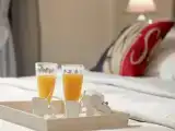 Двухместный номер Superior с частичным видом на море