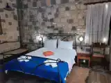 Двухместный номер Стандарт Цокольный этаж с балконом и с видом на сад