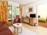 Семейный люкс с балконом и с видом на горы