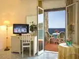 Семейный номер Стандарт с балконом и с видом на море