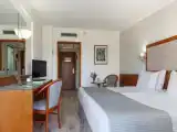 Одноместный номер Стандарт с видом на город