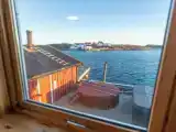 Шестиместный люкс Premium с видом на море