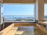 Люкс с видом на озеро