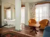 Четырёхместный люкс с видом на город