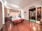 Люкс с видом на сад