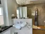 Двухместный номер Superior с частичным видом на море