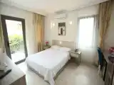 Номер Стандарт с балконом и с видом на сад