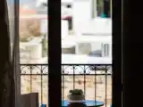 Люкс с балконом и с видом на бассейн