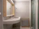 Кровать в общем номере (мужской номер)