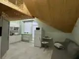 Студия с балконом