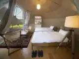 Тент с видом на океан