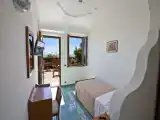 Одноместный номер Стандарт с балконом и с видом на море