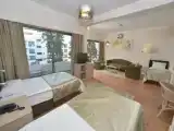 Четырёхместный номер с балконом