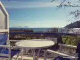 Студия с видом на море