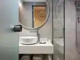 Двухместный номер Стандарт с балконом и с частичным видом на море