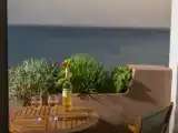 Трёхместный номер Стандарт с частичным видом на море