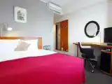 Кровать в общем номере (женский номер)