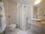 Двухместный номер Стандарт с частичным видом на море