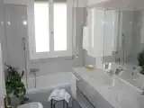Четырёхместный номер Стандарт с балконом