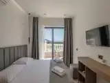 Двухместный номер Deluxe с частичным видом на море