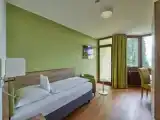 Одноместный номер Стандарт с видом на озеро