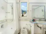 Трёхместный номер Стандарт с видом на сад