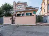 Run of House
