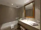 Номер Superior с видом на озеро