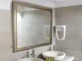 Трёхместный номер Deluxe с видом на море
