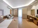 Четырёхместный номер Стандарт с балконом