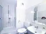 Двухместный номер Стандарт с балконом и с видом на сад