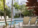 Люкс Luxury с 2 комнатами с видом на бассейн