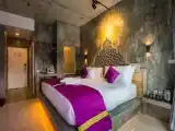 Двухместный номер Deluxe с балконом и с видом на бассейн