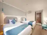 Шестиместный семейный номер Стандарт с балконом