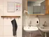 Кровать в общем номере (женский номер)