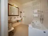 Люкс с видом на сад