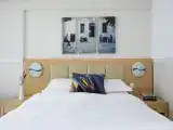Номер Стандарт с балконом и с частичным видом на море