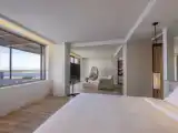Люкс с балконом и с видом на море