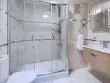 Четырёхместный люкс с балконом