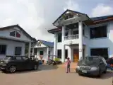 Трёхместный коттедж с 5 комнатами