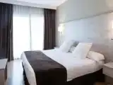 Двухместный номер с видом на бассейн