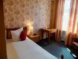 Трёхместный семейный номер Стандарт с 2 комнатами