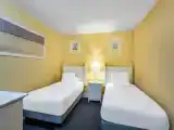 Четырёхместный люкс с 2 комнатами с балконом и oceanfront