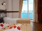 Номер Deluxe с видом на море